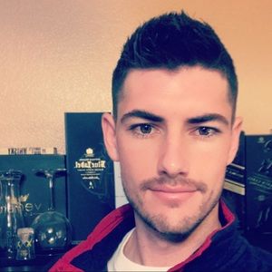 Meet your Posher, Chris